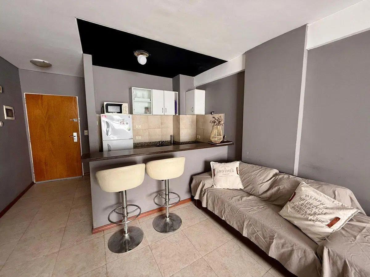 VENTA DTO.  1 AMBIENTE C/BALCON CORRIENTES 2000 3