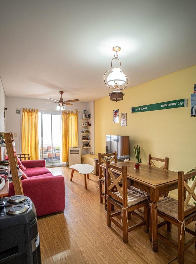 Foto de Dpto 2 amb Fte c/balcón en venta Lomas centro, imagen 1