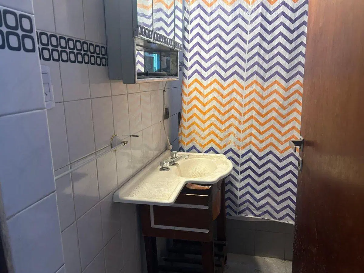 VENTA CASA 5 AMBIENTES COCHERA GRAN PATIO 8