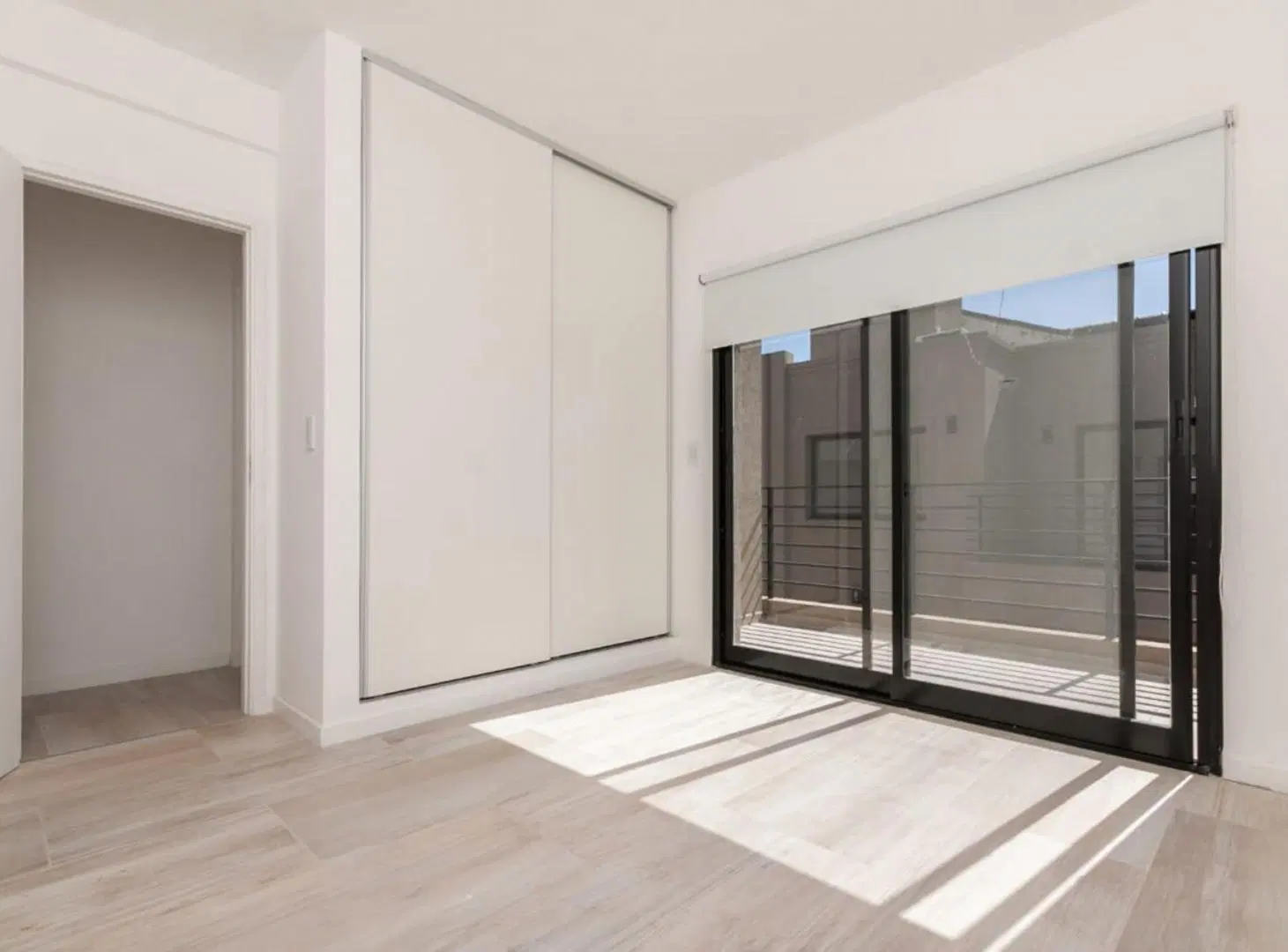 DEPARTAMENTO DE 3 AMB. C/COCHERA Y PARRILLA. 5