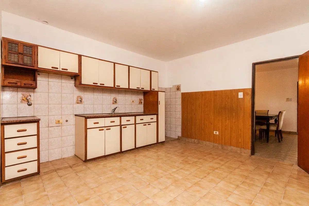 VENTA CASA 3 DORM, GARAGE, QUINCHO, PARQUE-GUILLÓN 5