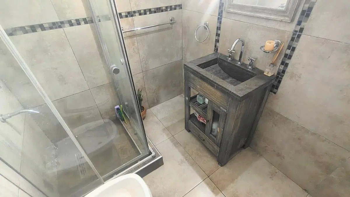 VENTA CASA DE 5 AMBIENTES – LOMAS DE ZAMORA 4