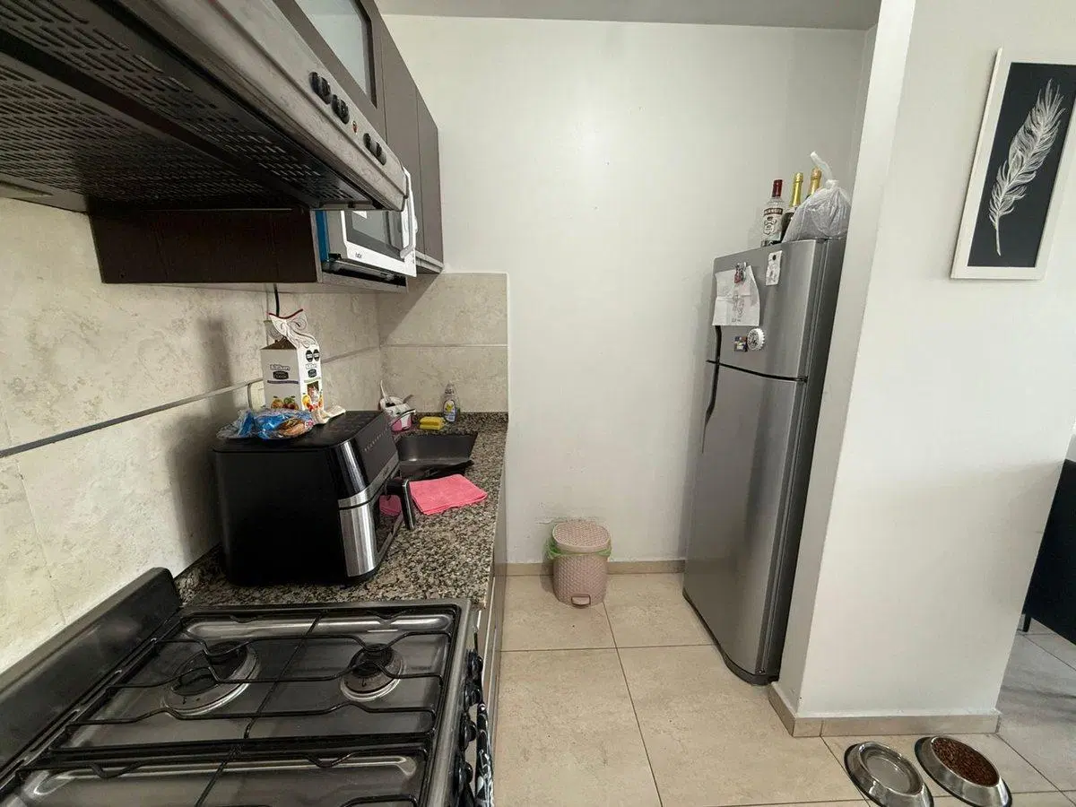 DPTO. 2 AMB AL FRENTE CON DOBLE BALCON LANUS ESTE 2