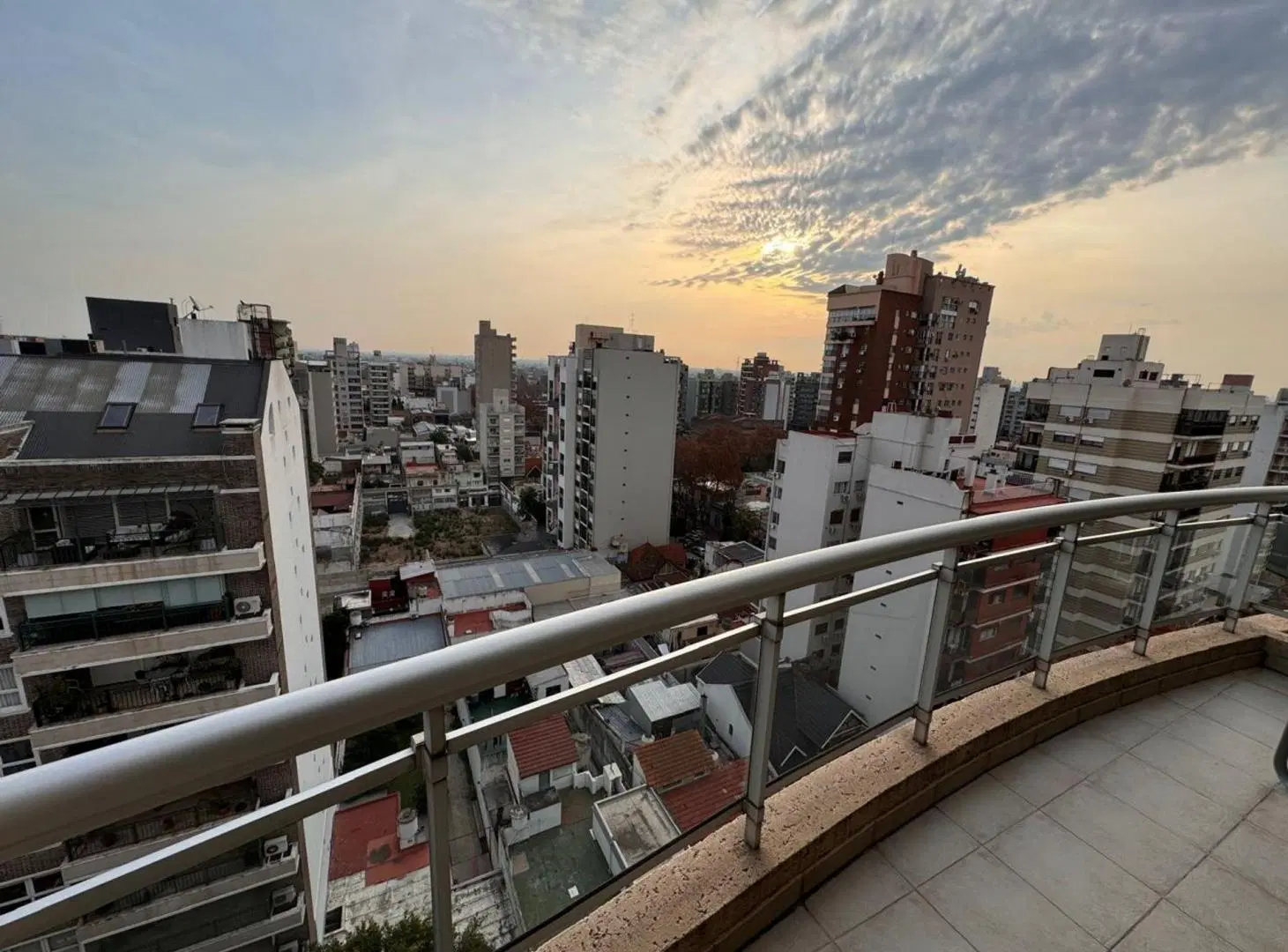 PENT HOUSE (11 y 12) 276 M2 5 AMB 2 COCH.LANUSITA 5