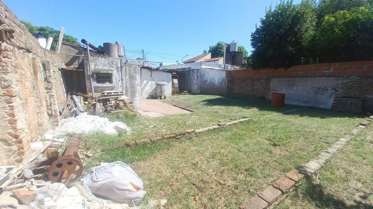 LOTE DE 10 X 27,40 - LANUS OESTE, IDEAL INVERSOR 3