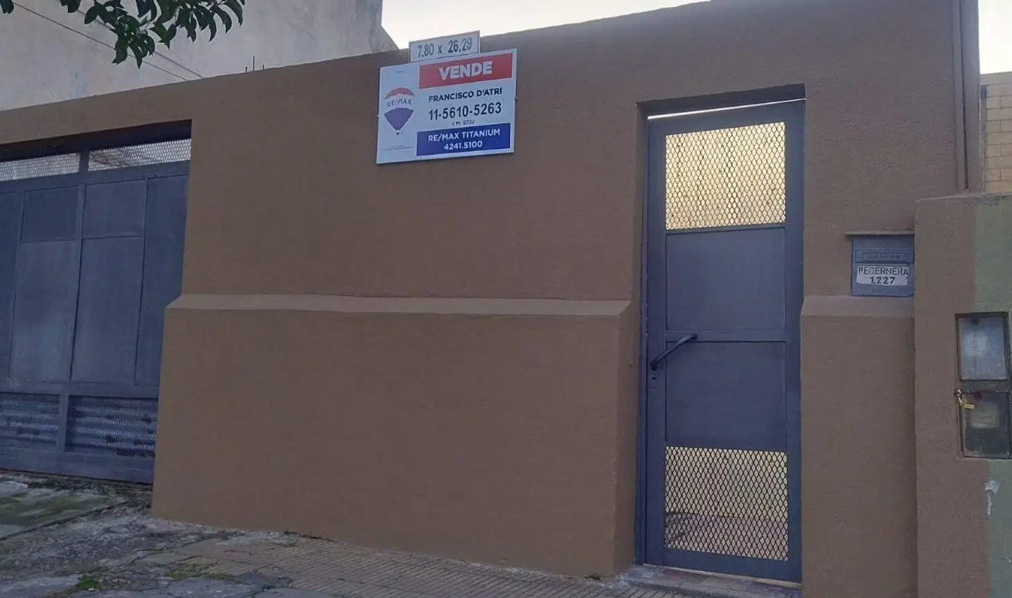 VTA DE LOTE DE TERRENO DE 7,80 X 26,29. LANUS ESTE 5