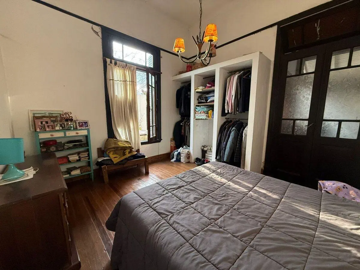 CASA 3 AMB. C/PILETA, QUINCHO, PATIO Y COCHERA 8