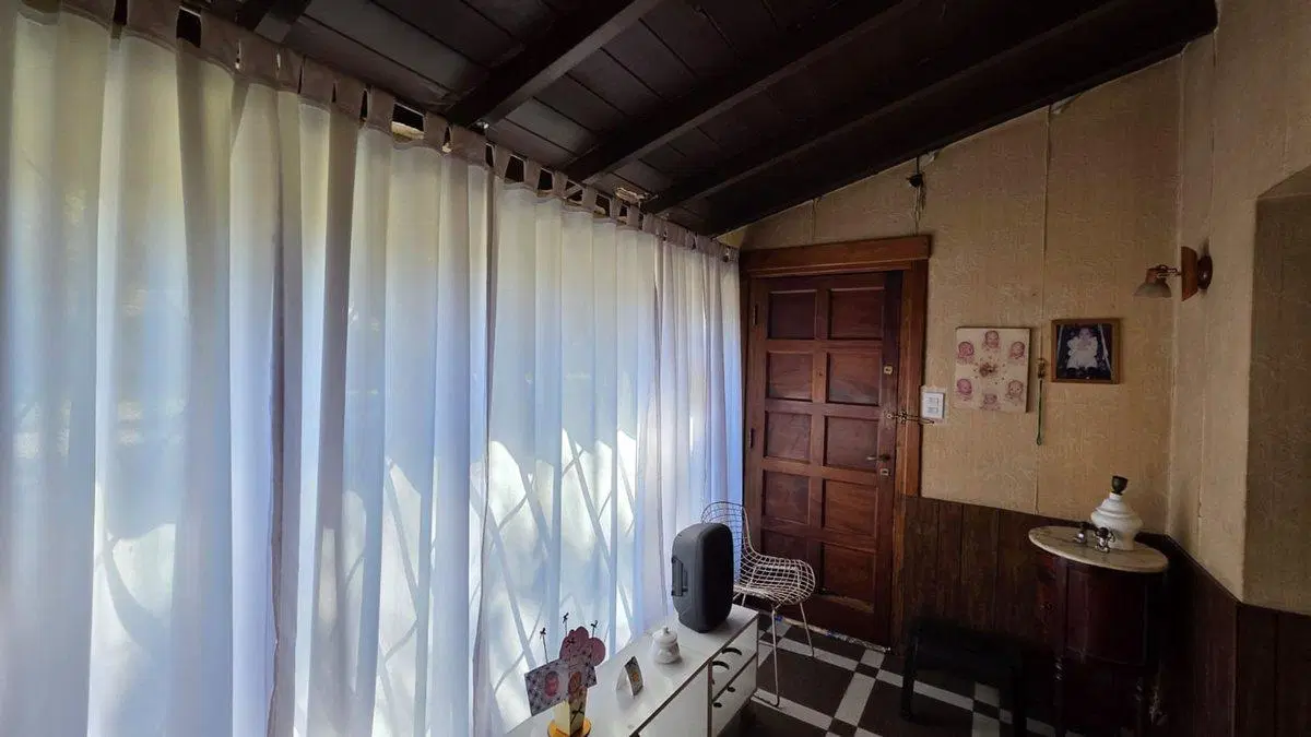 VENTA CASA 4 AMB TERRENO QUINCHO PILETA LONGCHAMPS 5