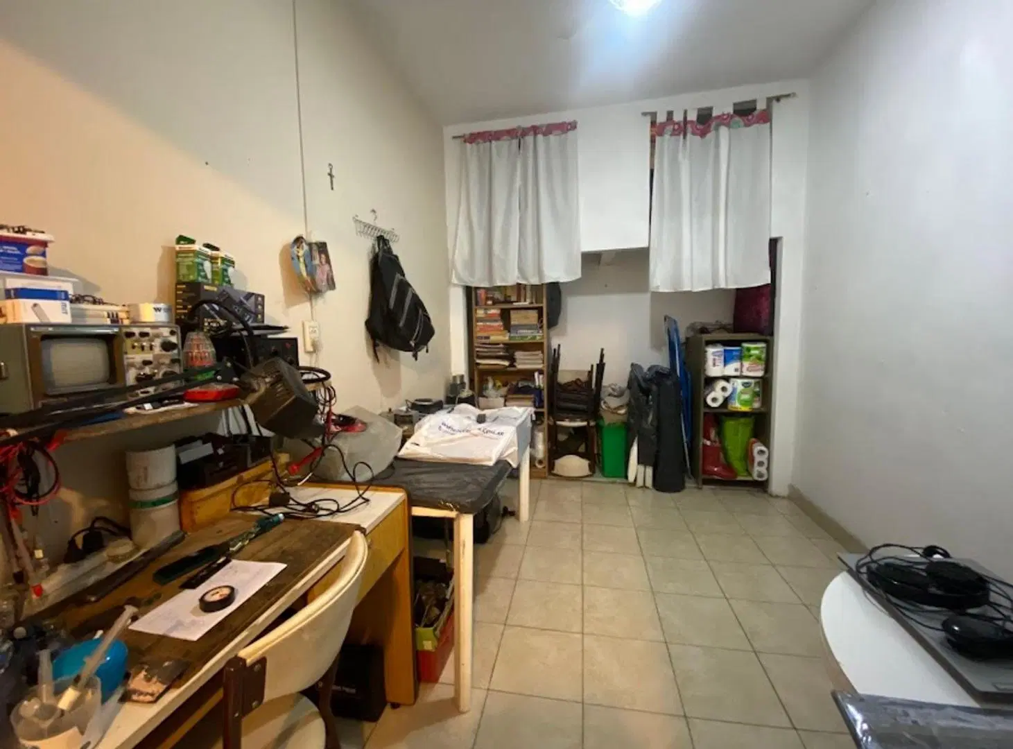 Oportunidad Multifamiliar: Casa, depto y galpon 8