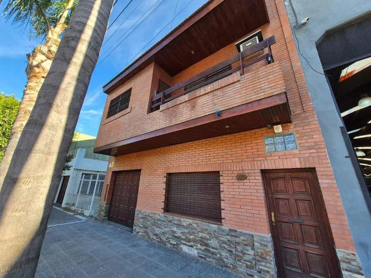 CASA 5 DORMIT-GARAG 2 autos-PATIO-PILETA!-QUINCHO! 3