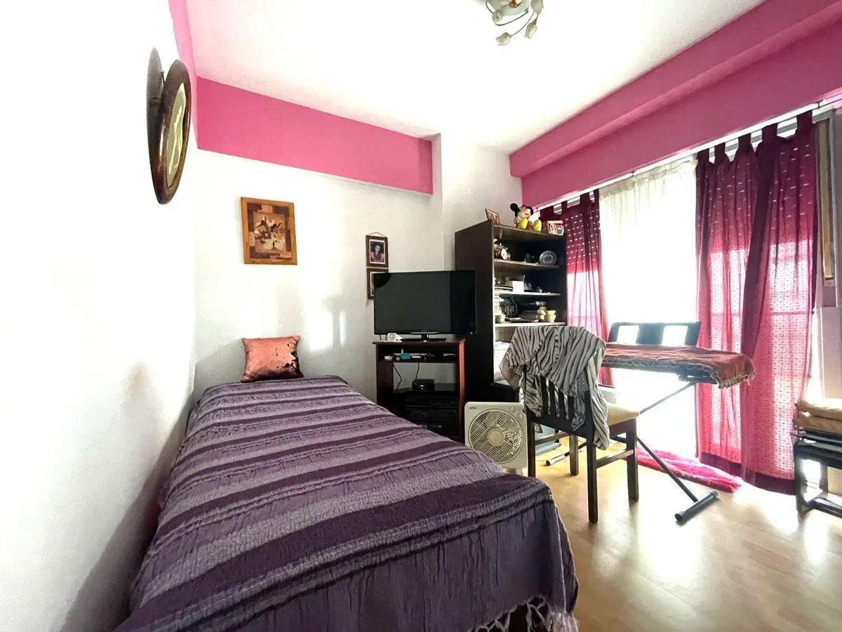 Venta Depto  3 ambientes con cochera Ramos mejia 3