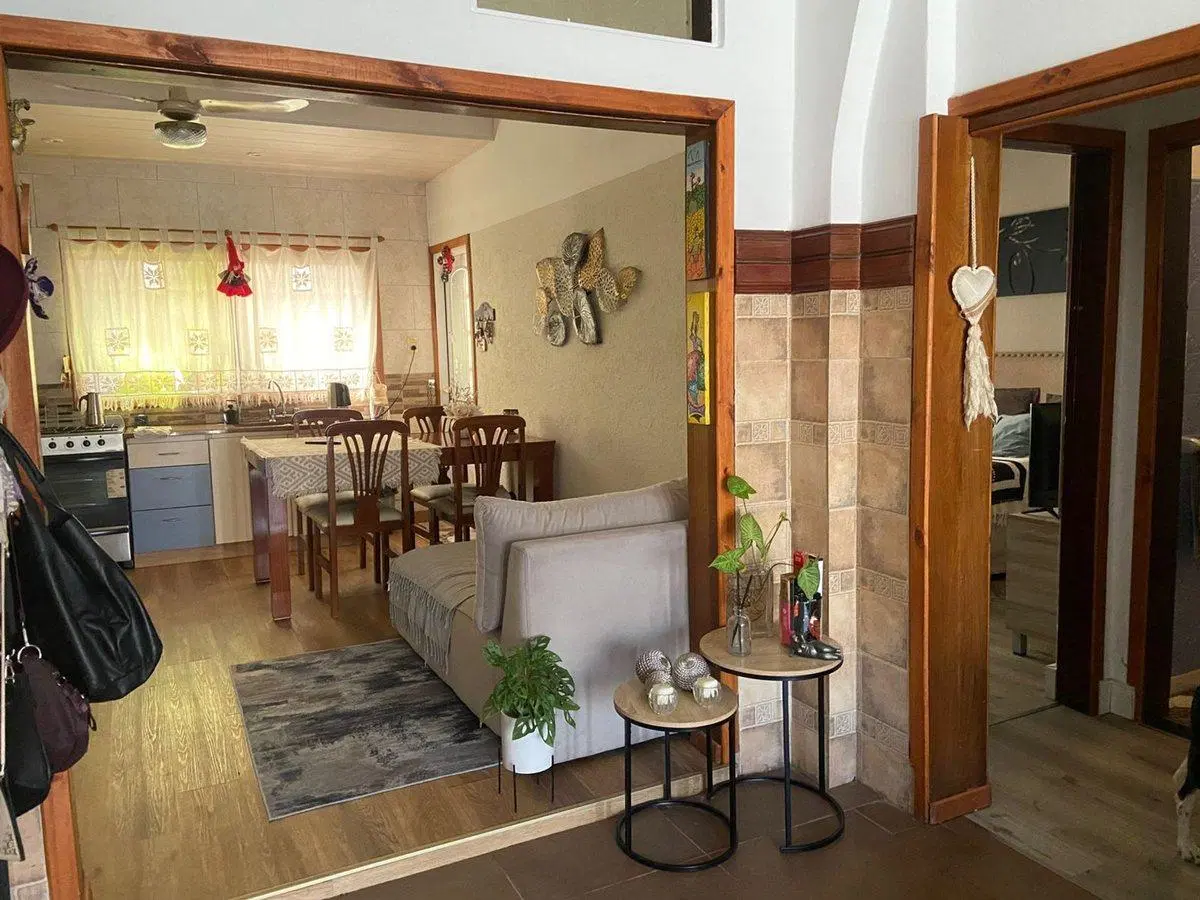 VENTA PH 3 AMB FTE, COCHERA Y PATIO LANUS 5