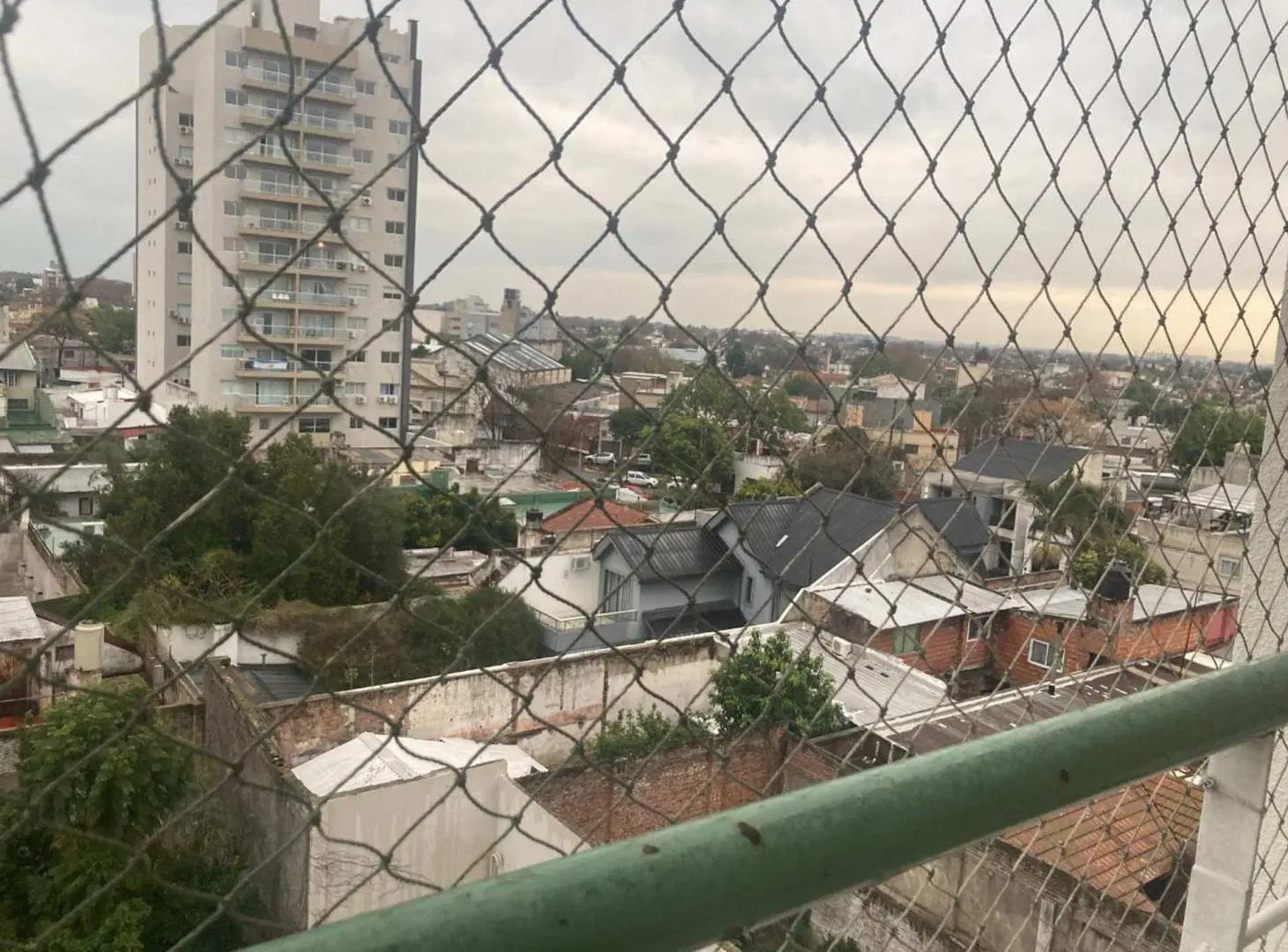 Dpto 3 amb alquiler c/balcón R. Esc. Centro Lanús 4