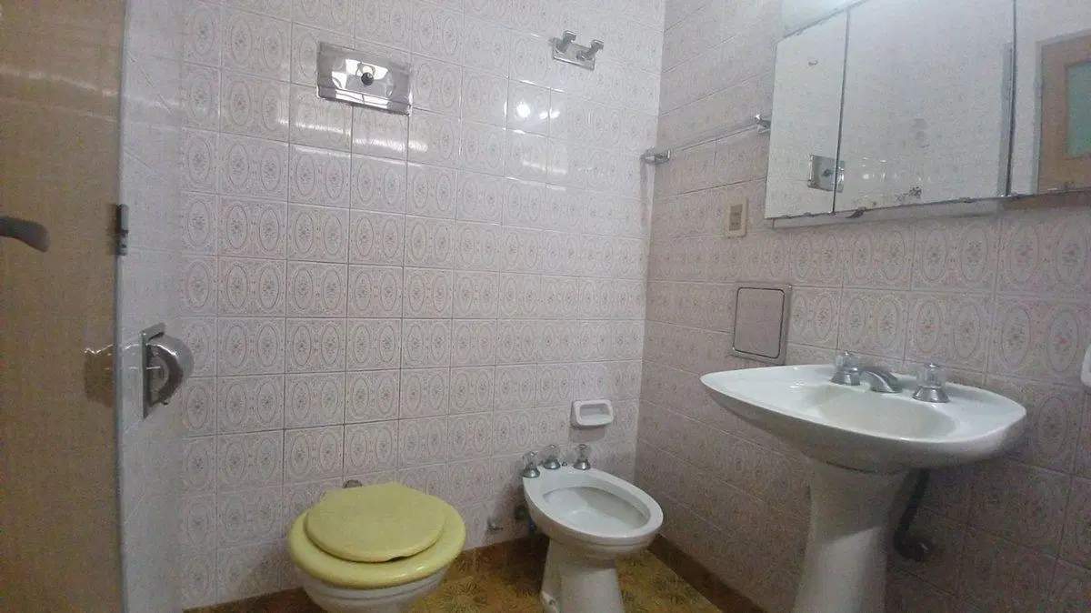 VENTA CASA 2 DORM EN GERLI - USD 50.000 Y CUOTAS 5