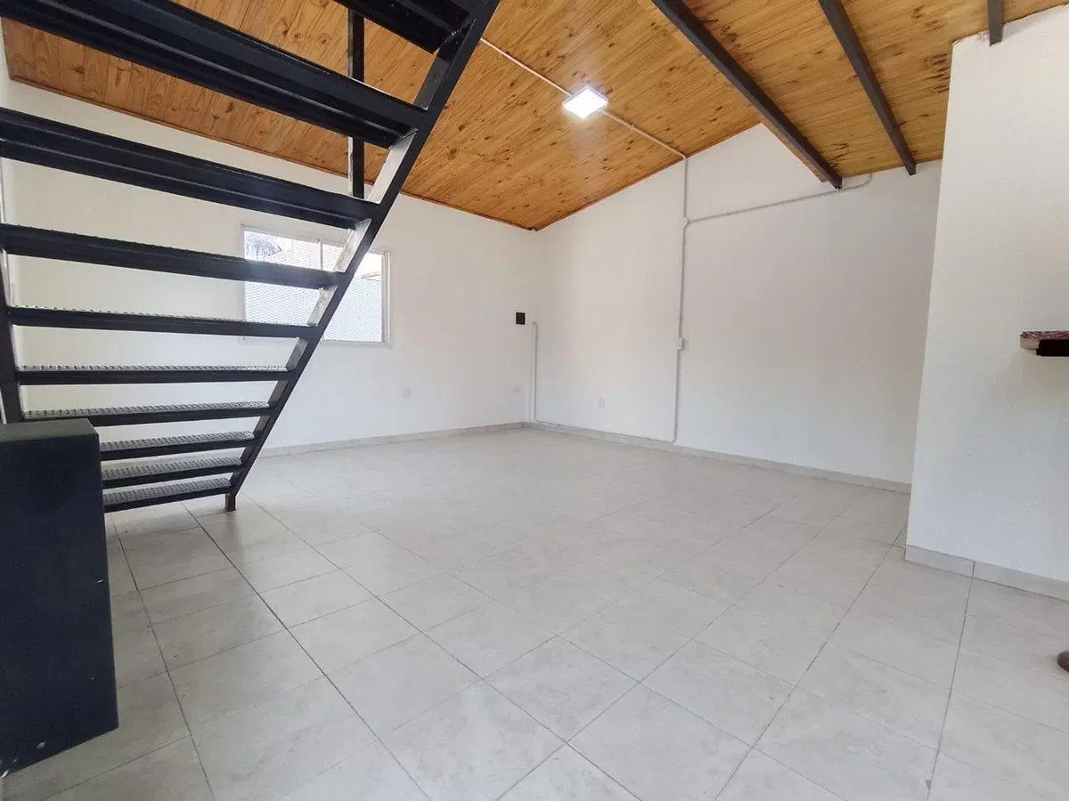 PH 2 AMB TIPO LOFT CON PATIO-REMEDIOS DE ESCALADA 4