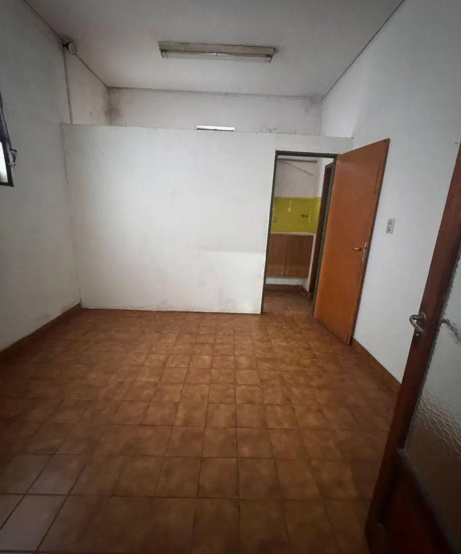ALQUILER 2 LOCALES JUNTOS +DEPOSITO LANUS OESTE 5