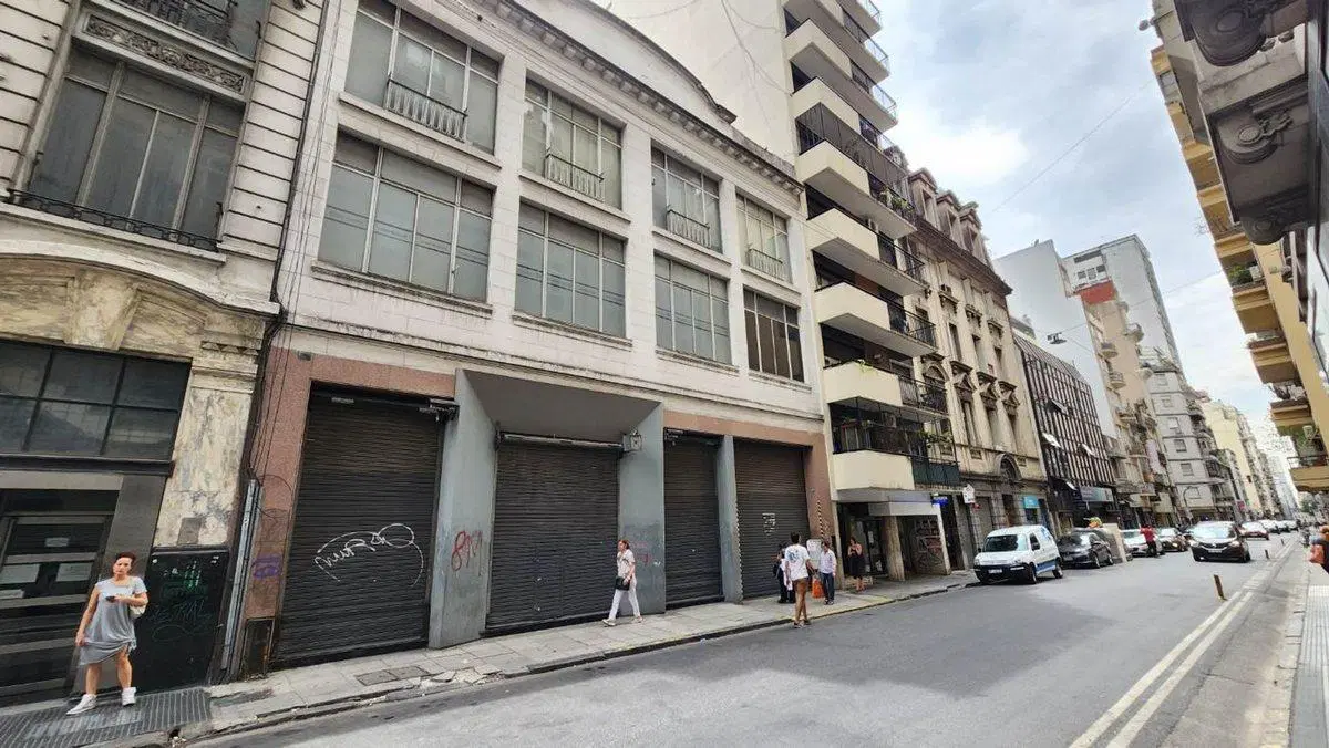 VENTA LOTE CON TRES PISOS EN CABA 3