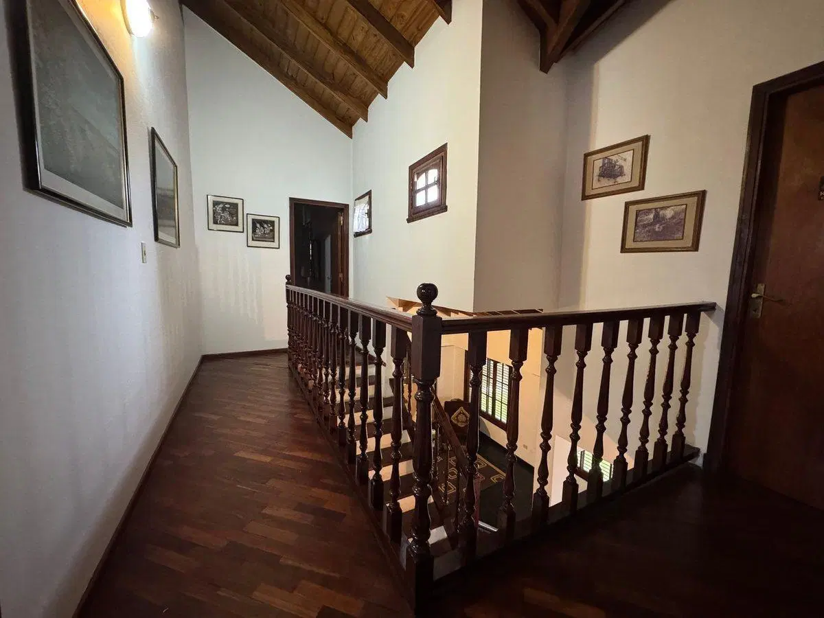 CASA 6 AMB PARQUE-PARRILLA-GARAGE APTO CRED 4