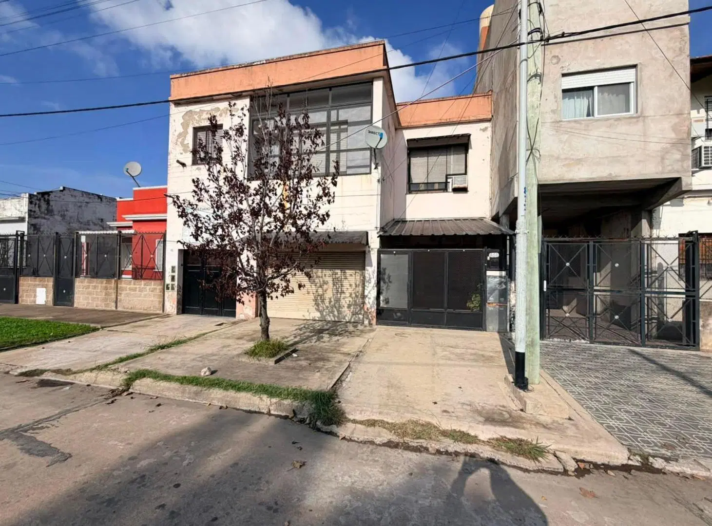 VTA PH AL FRENTE / COCHERA / PATIO / DOCK SUD 1