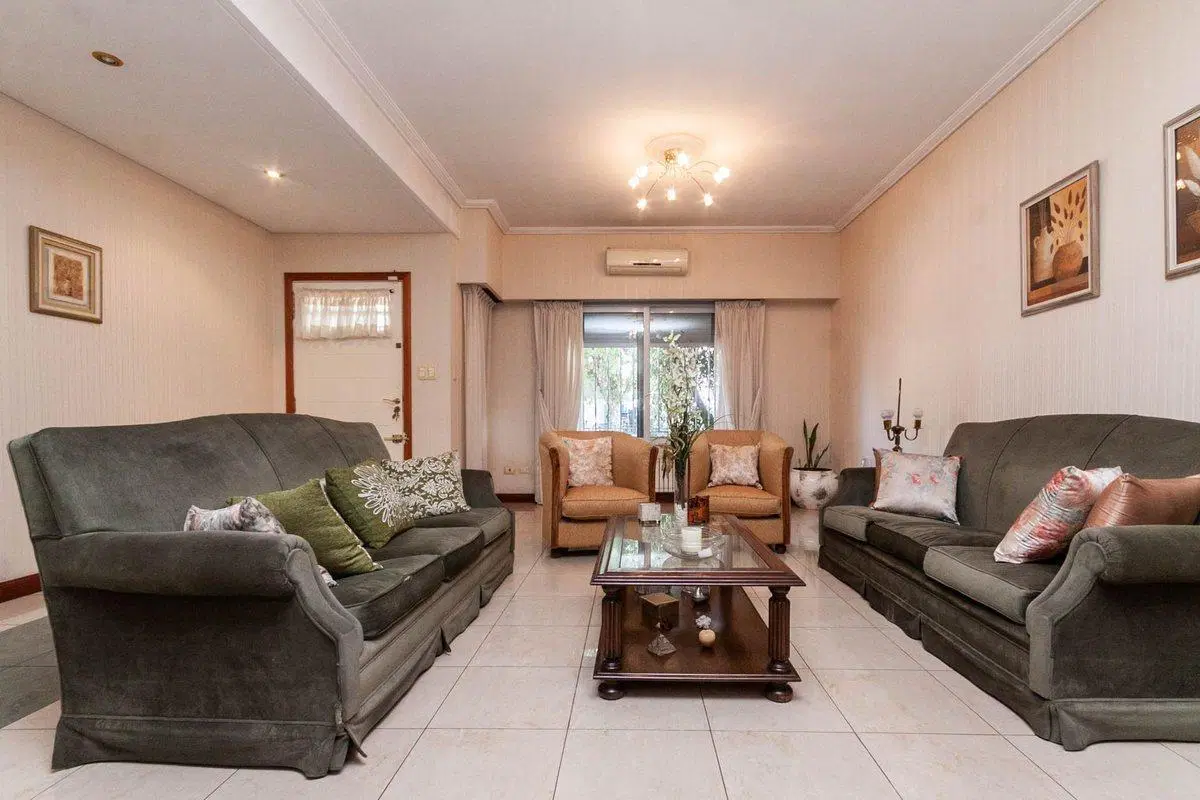 HERMOSO CHALET DE 5 AMB. EN LANUSITA 5