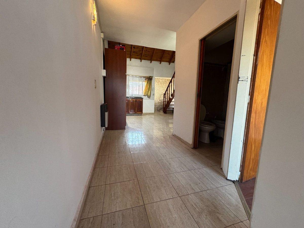 Foto de VENTA PH TIPO LOFT 3 AMBIENTES APTO CREDITO LANUS, imagen 5
