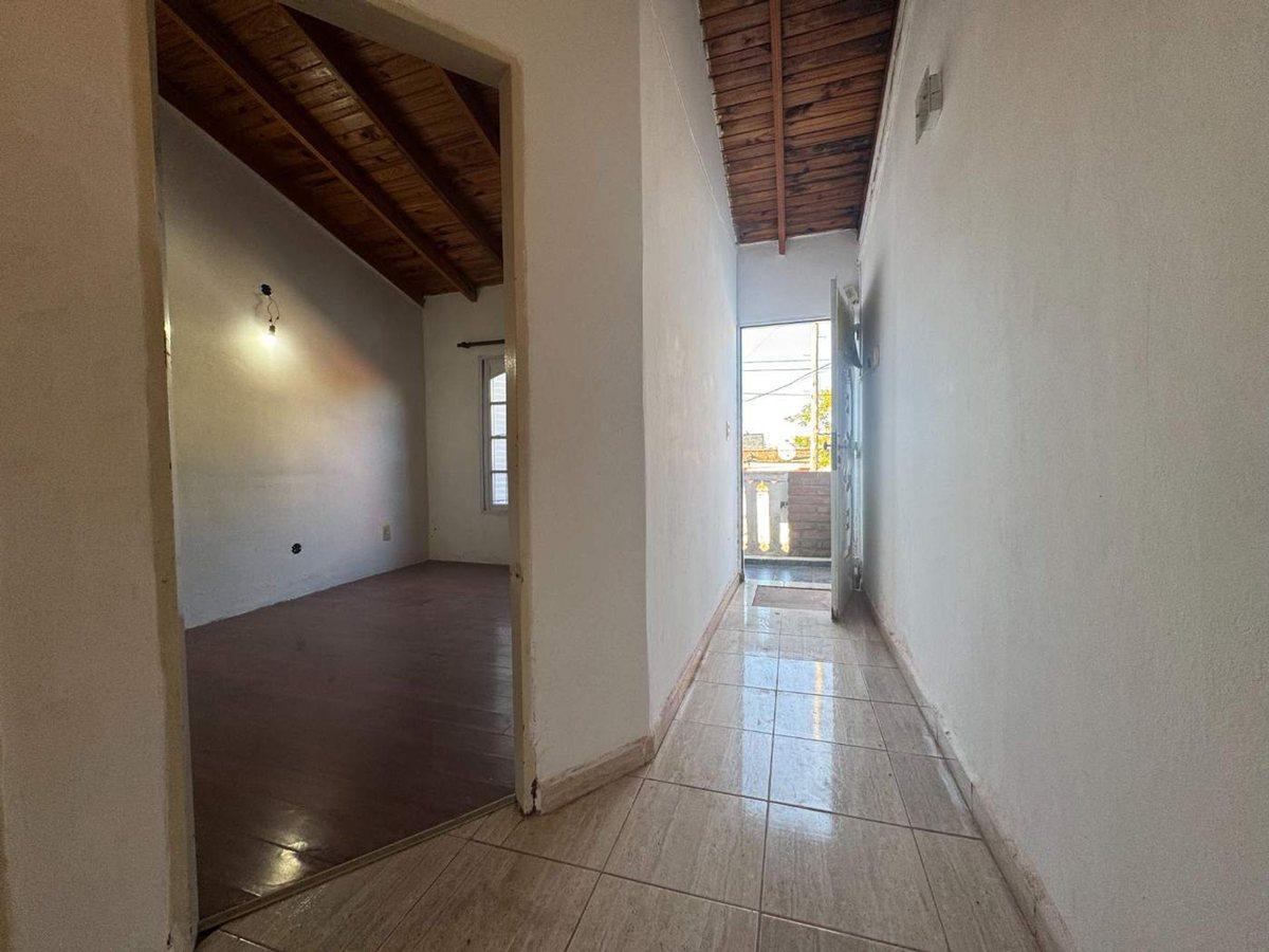 Foto de VENTA PH TIPO LOFT 3 AMBIENTES APTO CREDITO LANUS, imagen 2