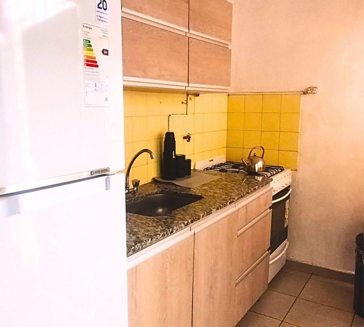 Foto de DEPARTAMENTO 3 AMBIENTES CLAYPOLE, imagen 1