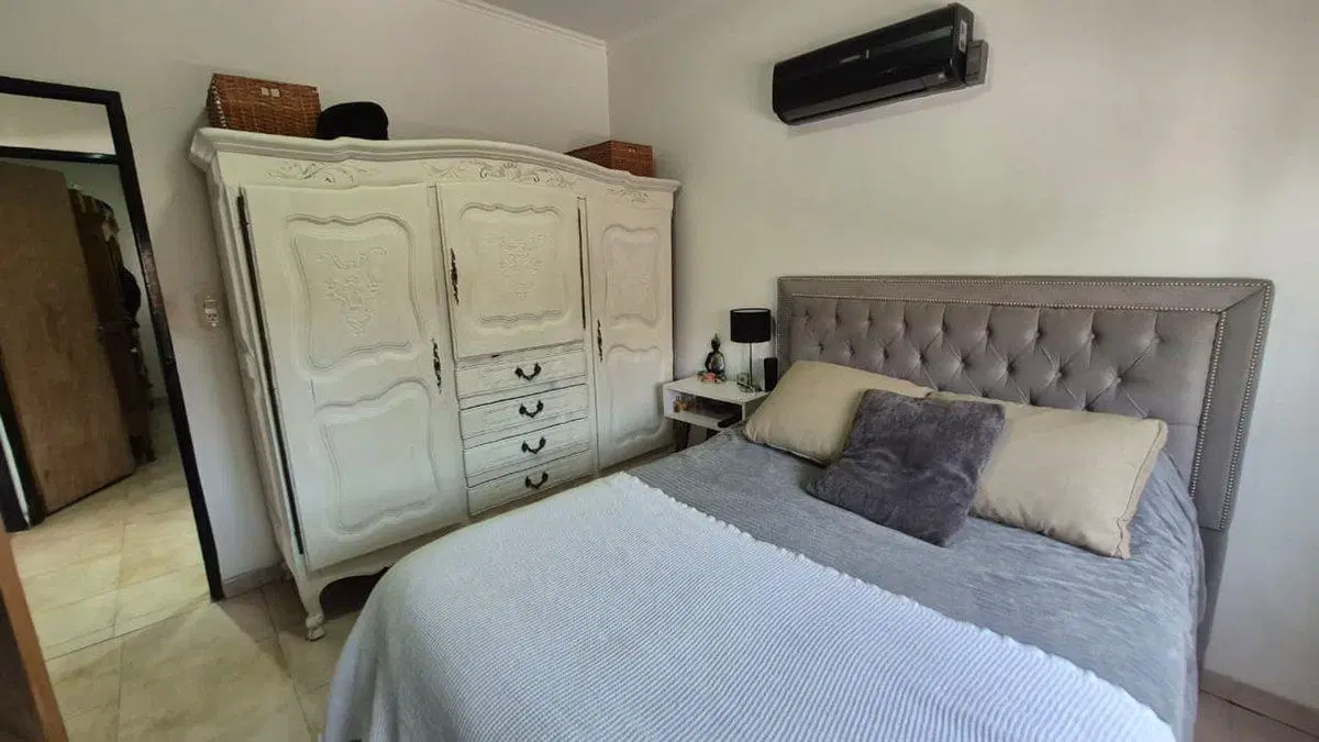 Casa 3 amb parque, quincho, piscina. Lanús Este 5