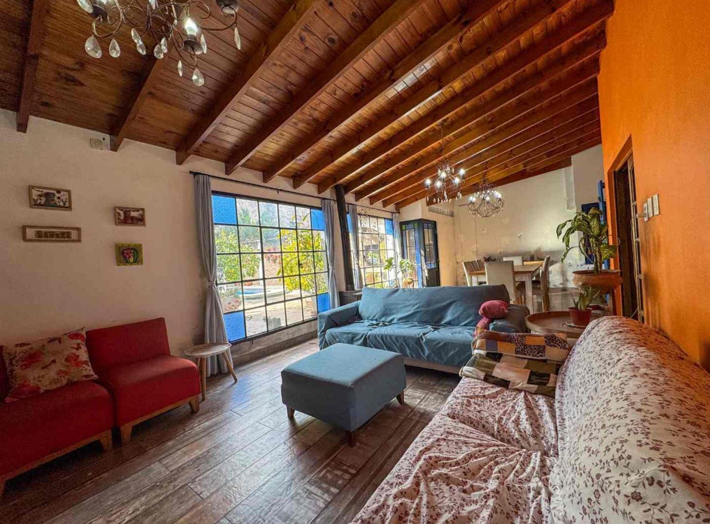 Foto de Casa 4 Dormitorios c Pileta Adrogué, Apta Crédito, imagen 4