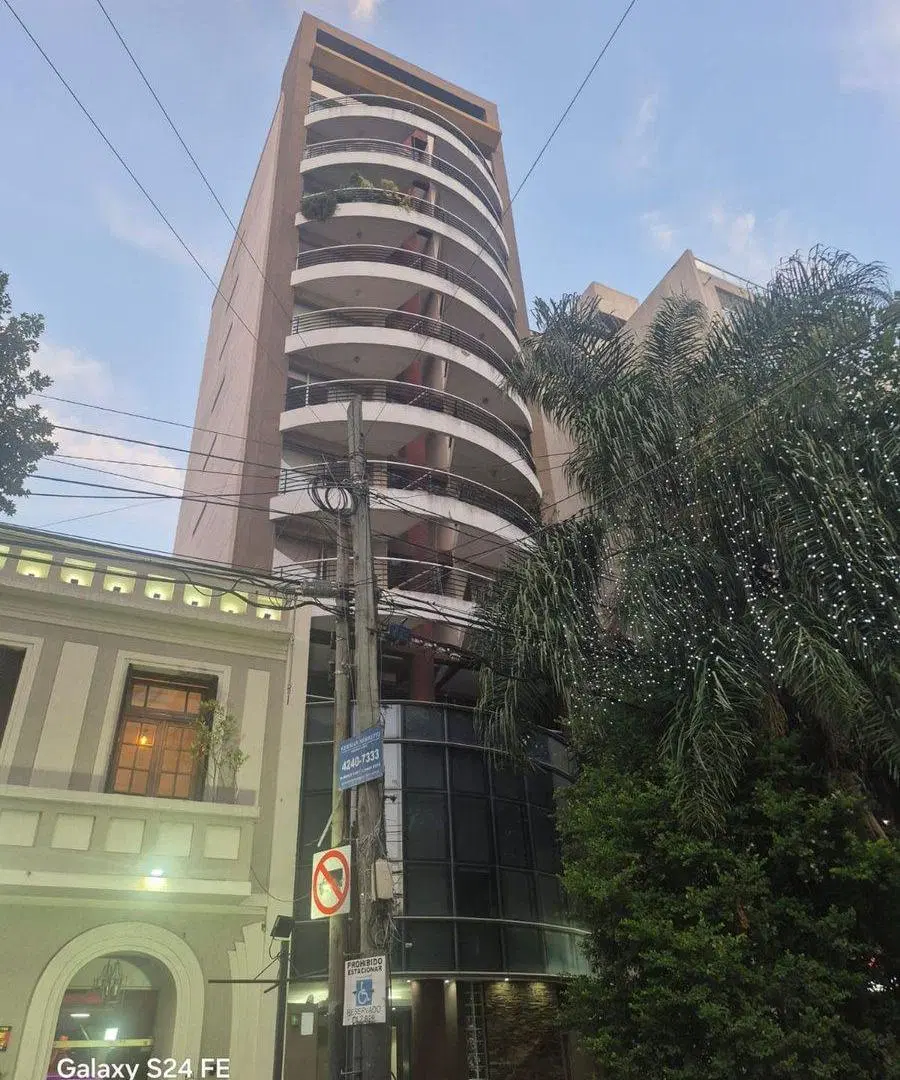 Departamento 2 amb en alquiler Fte-balcón Lanusita 1