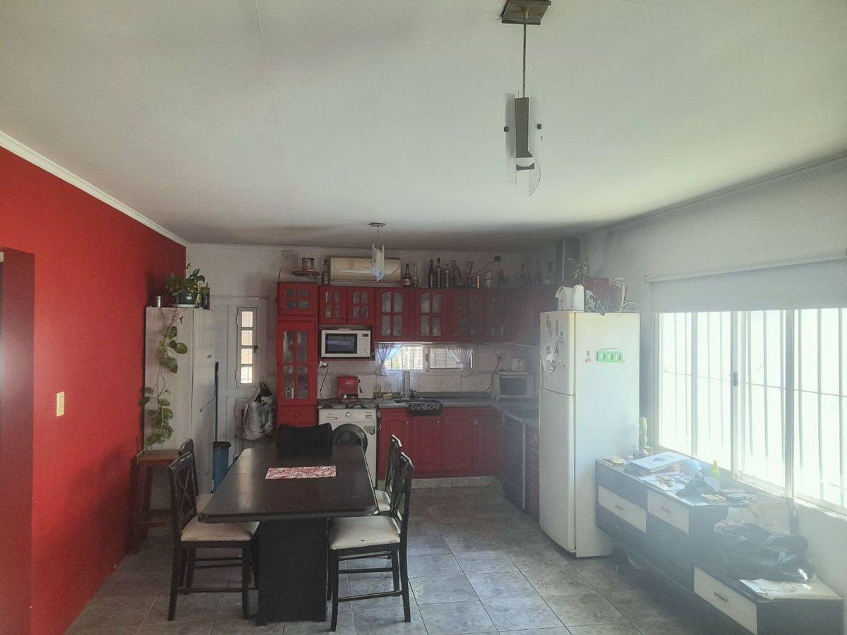 Foto de VENTA CASA 3AMB + UNIDAD A RECICLAR EN LOTE 300M2, imagen 3