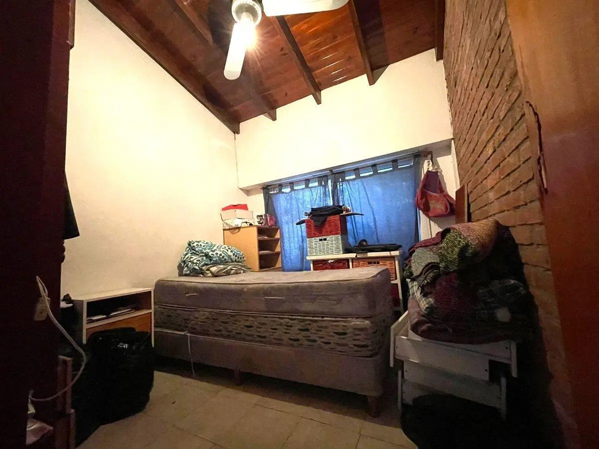 VENTA CHALET DE DOS PLANTAS EN ADROGUE 4
