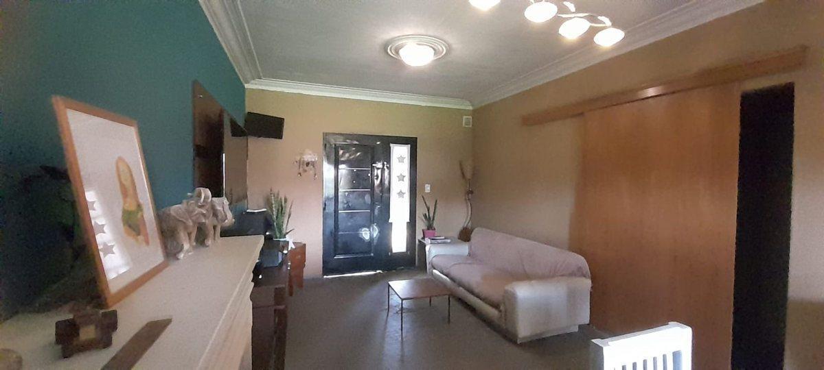 Foto de CASA EN A. KORN C/GARAGE Y FDO LIBRE .FINANCIA, imagen 5