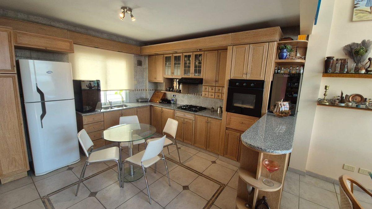VENTA DEPARTAMENTO TRIPLEX C/ QUINCHO Y COCHERA
