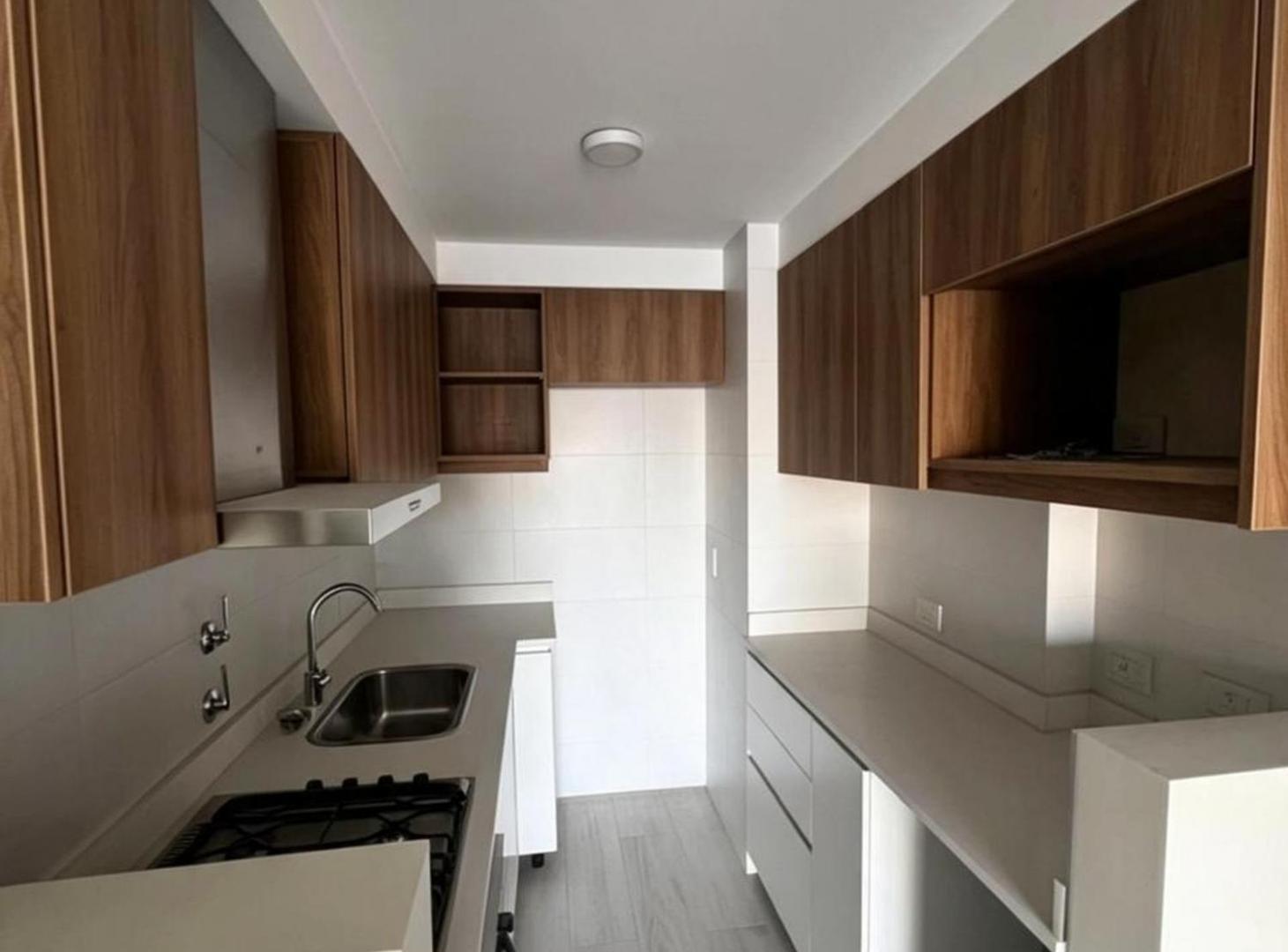 Foto de DEPARTAMENTO DE 2 AMBIENTES AL FRENTE CON BALCÓN, imagen 4