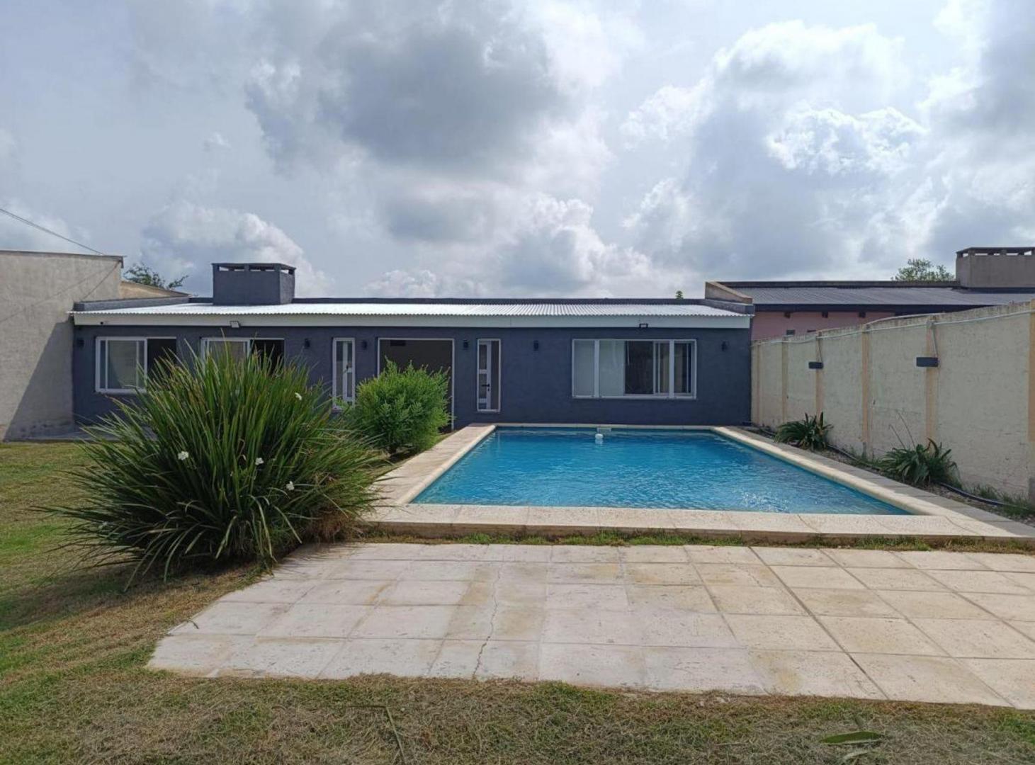 Foto de CASA ESTILO QUINCHO C/PILETA SAN MIGUEL DEL MONTE, imagen 2