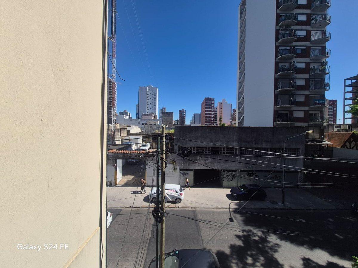 Foto de Departamento 3 amb c/cochera en venta Lanús Centro, imagen 3
