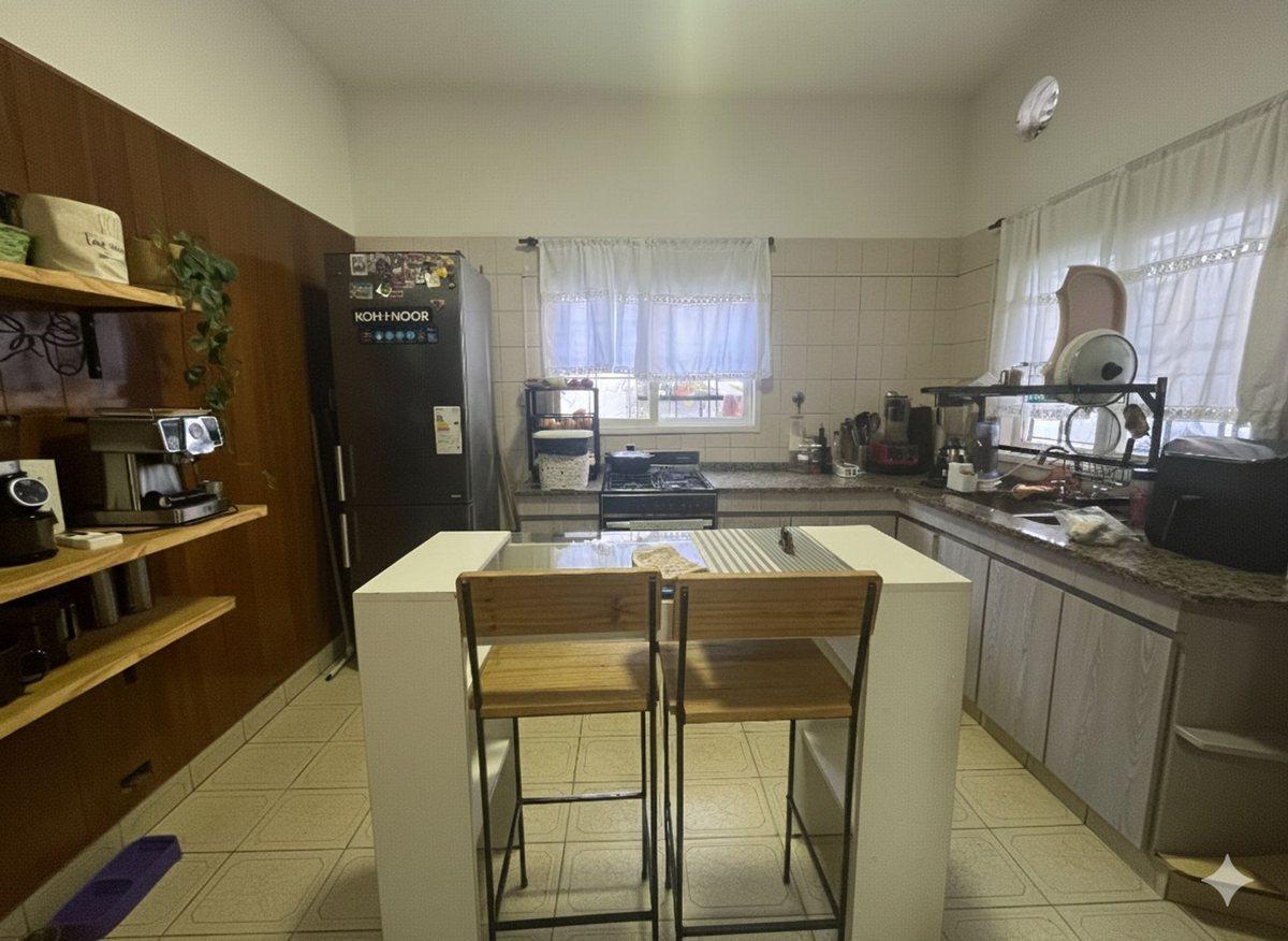 Foto de EXCELENTE CASA EN BANFIELD. APTA CREDITO, imagen 2