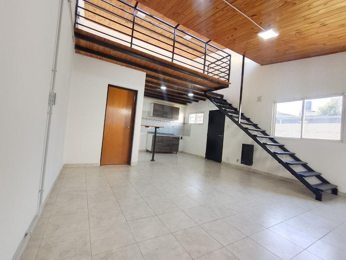 Foto de PH 2 AMB TIPO LOFT CON PATIO-REMEDIOS DE ESCALADA, imagen 5