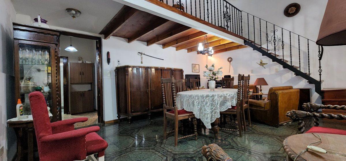Foto de CASA ESTILO CHALET 3 AMB VENTA C/PATIO Y COCHERA, imagen 3