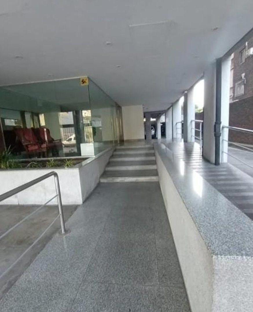 Foto de VENTA DE DPTO 2 AMB EXCELENTE UBICACION, imagen 2