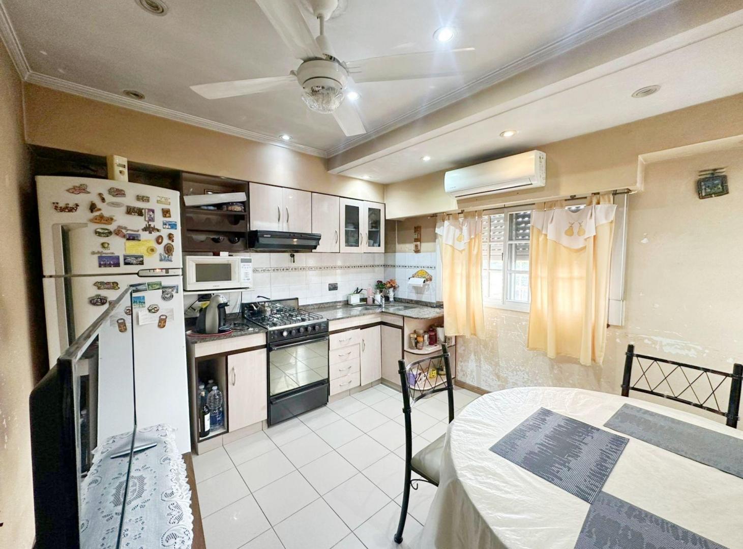 Foto de Venta casa 3 ambientes con cochera y patio, imagen 4