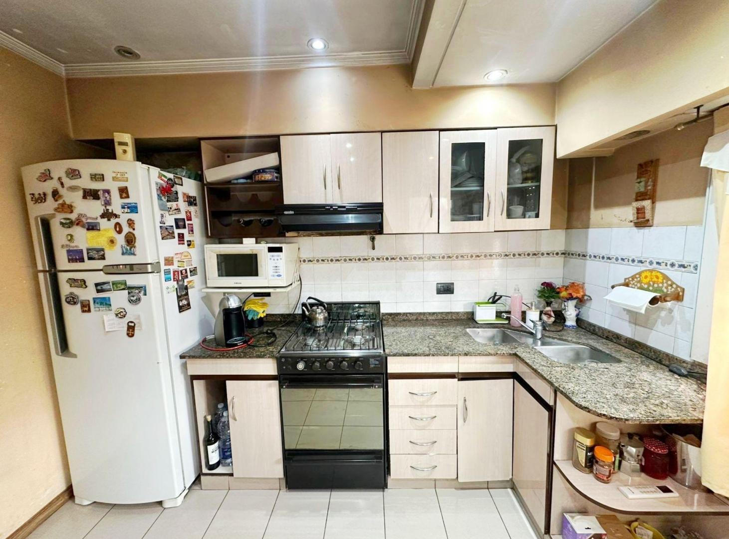 Foto de Venta casa 3 ambientes con cochera y patio, imagen 2