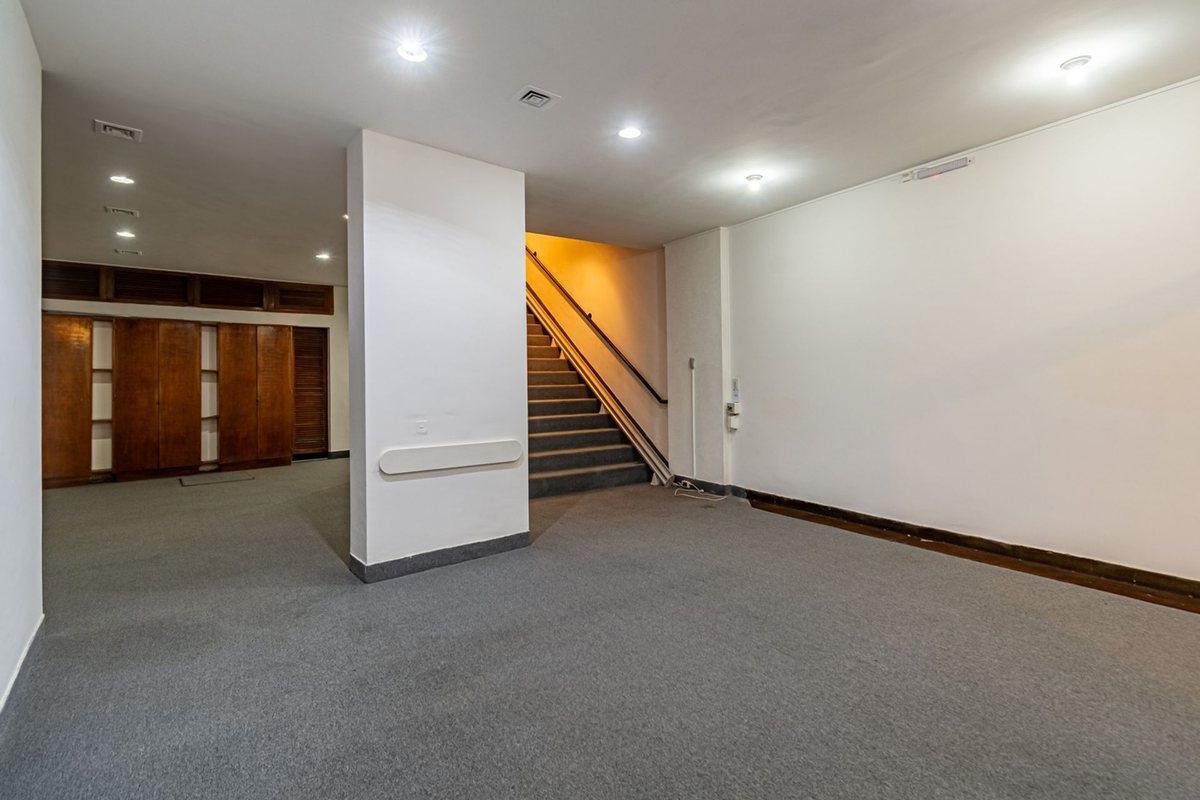 Foto de GRAN OFICINA COMERCIAL EN ALQUILER — RECOLETA VIP, imagen 4