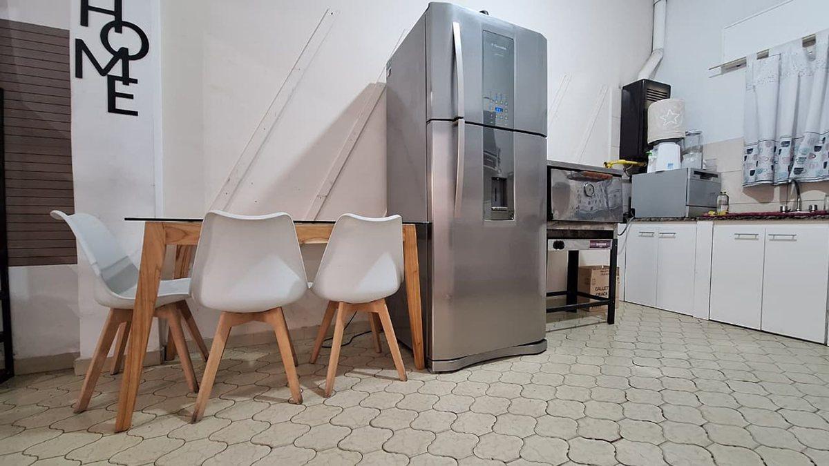 Foto de VENTA PH 3 AMB CON TERRAZA+ LOCAL + COCHERA. LANUS, imagen 4