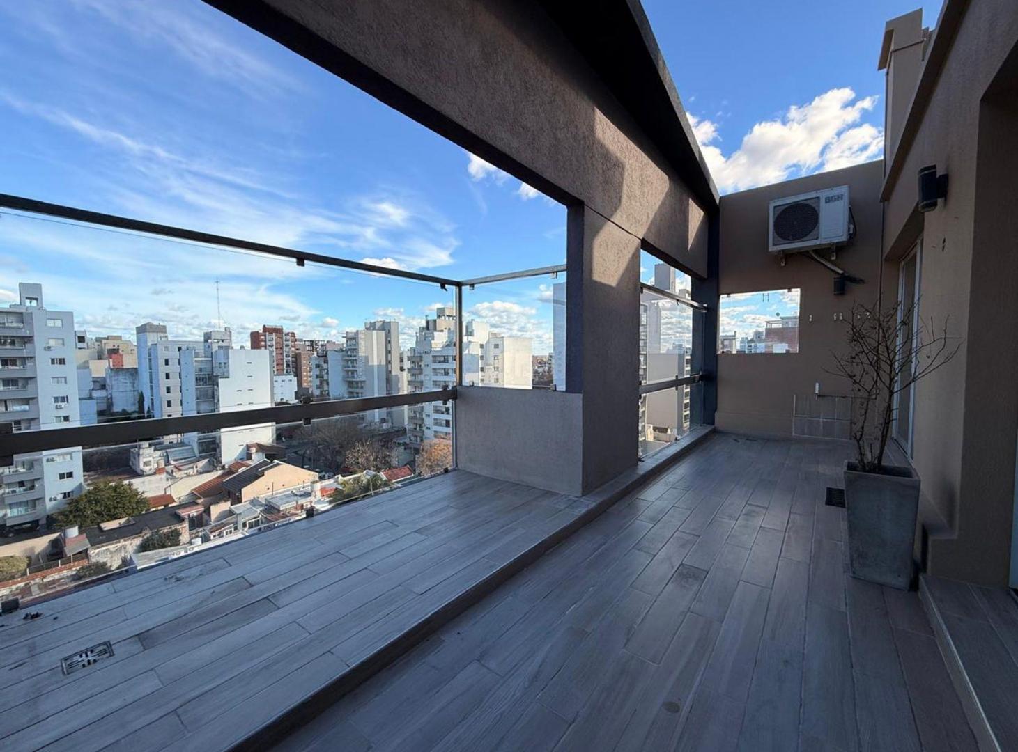 Foto de VENTA PREMIUM 4 AMB TERRAZA 2 COCHERAS LANÚS OESTE, imagen 1