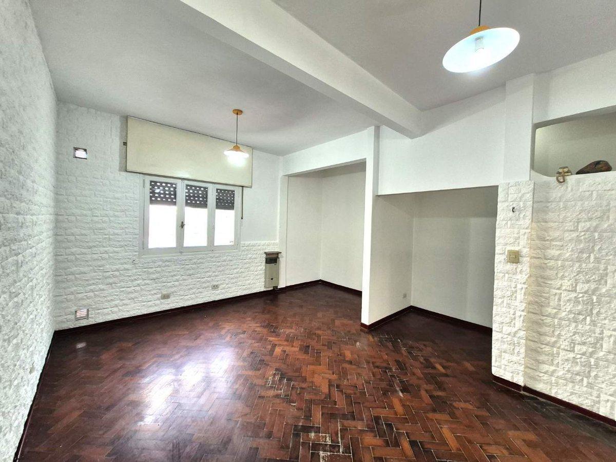 Foto de DEPTO 1 AMBIENTE en centro BANFIELD! OPORTUNIDAD!, imagen 5