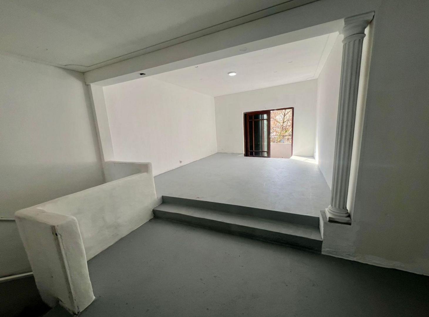Foto de VENTA AMPLIO PH 3 AMB, PATIO, TERRAZA Y QUINCHO, imagen 3