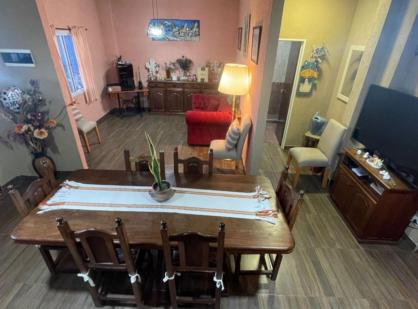 Foto de Casa 5 ambientes amplio terreno oportunidad, imagen 5
