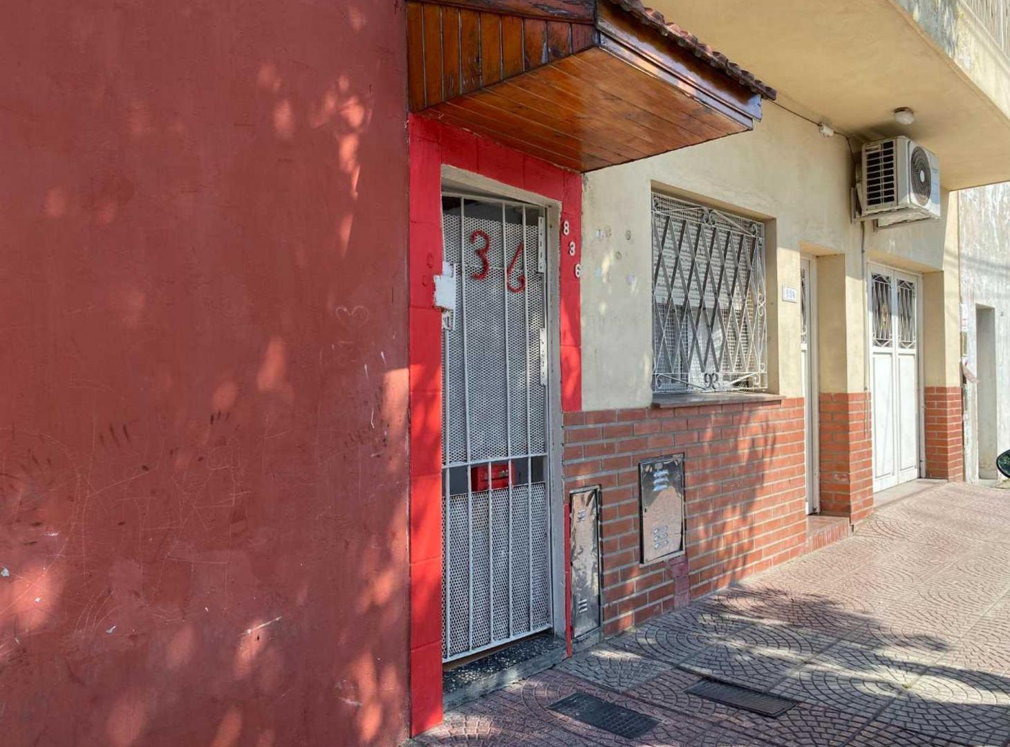 Foto de PH 5AMB.INTERNO EN VENTA .AVELLANEDA PERMUTA!!, imagen 5